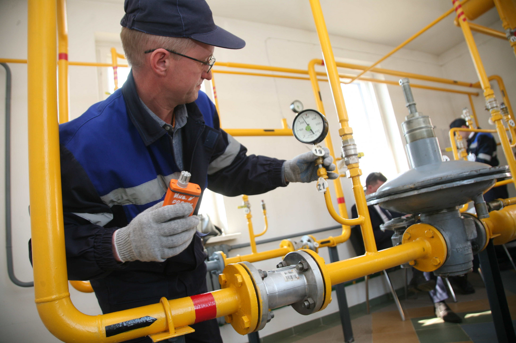 Техническое обслуживание газопровода в Сургуте
